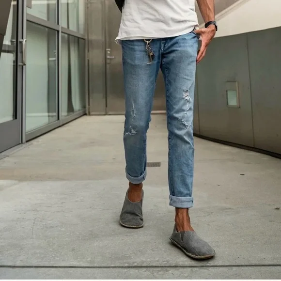 VIBAe Men’s Slip-On Loafers in Charcoal Gray - Picture 5 of 7